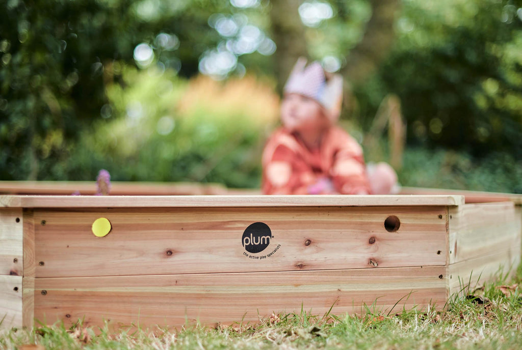 Play Giant Wooden Octagonal Sandpit