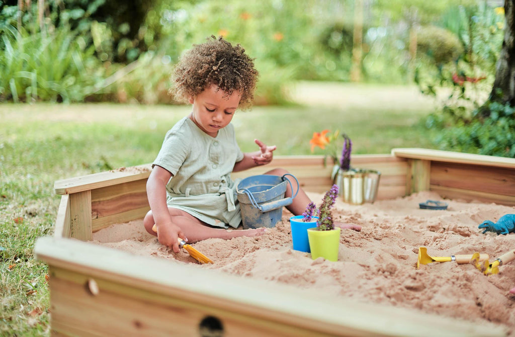 Play Giant Wooden Octagonal Sandpit